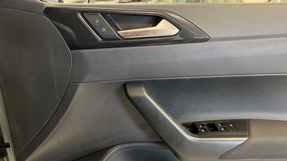 Used Volkswagen Polo 2023 for sale - 76140402: Photo 37