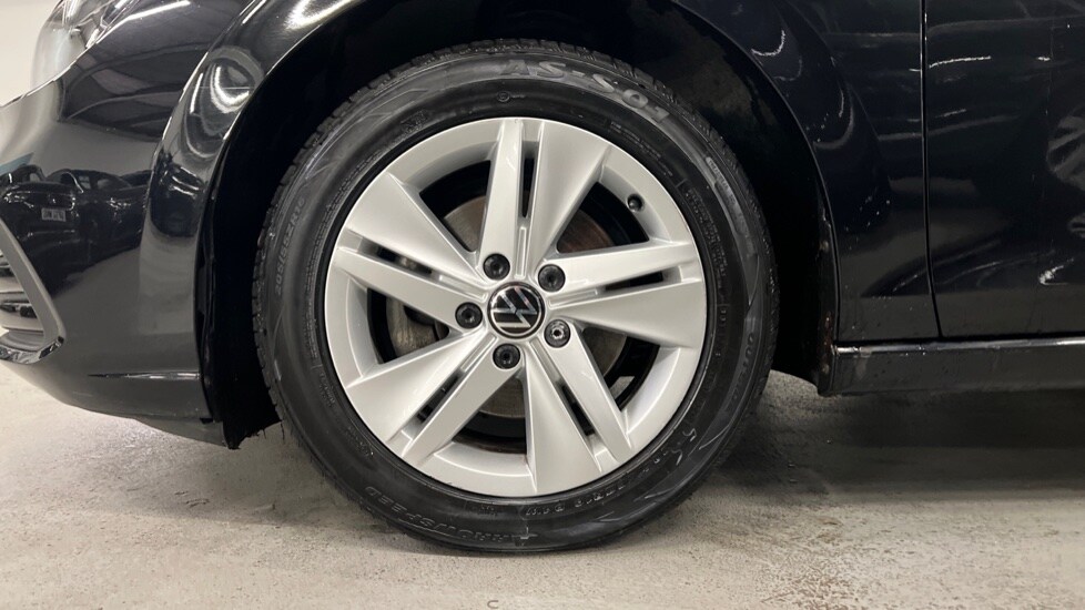 Used Volkswagen Golf 2023 for sale - 77052672: Photo 18