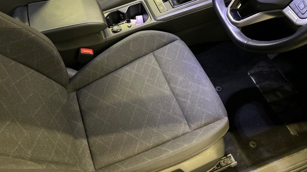 Used Volkswagen Golf 2023 for sale - 77052672: Photo 39