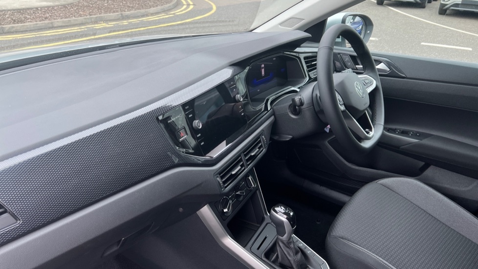 Used Volkswagen Taigo 2025 for sale - 76869072: Photo 2