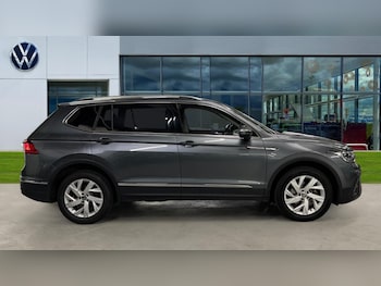 Used Volkswagen Tiguan Allspace 2022 for sale - 75992939: Photo