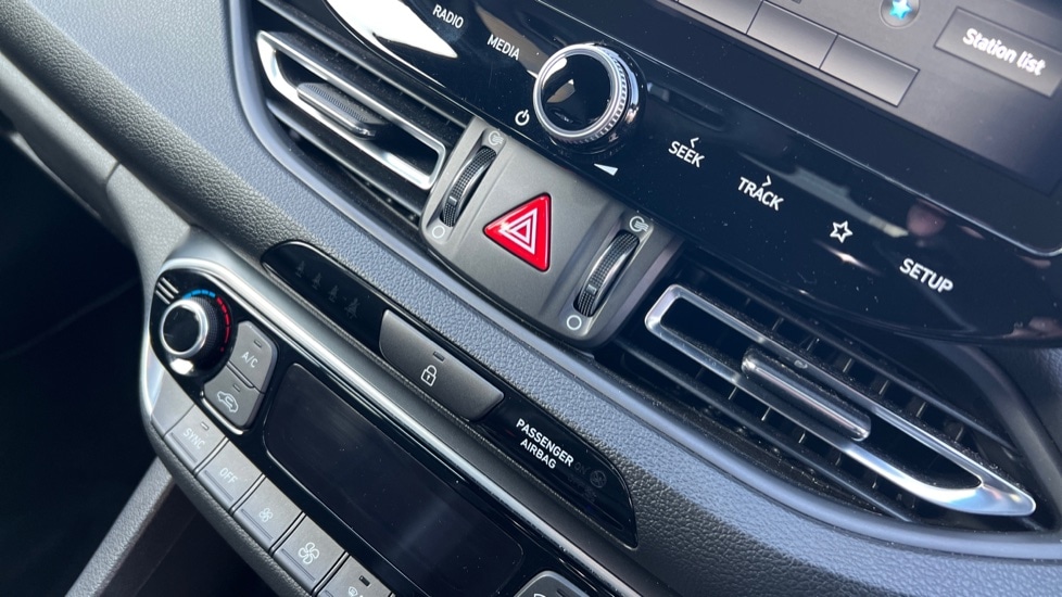 Used Hyundai i30 2023 for sale - 76154612: Photo 60