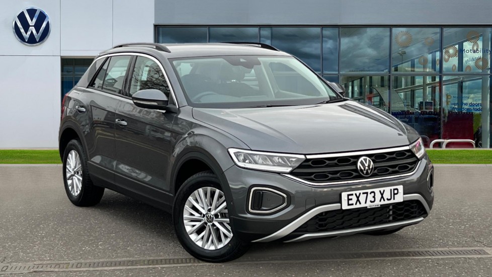 Used Volkswagen T-Roc 2023 for sale - 76623551: Photo 1