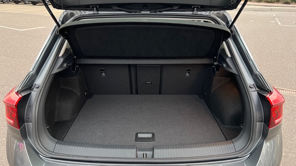 Used Volkswagen T-Roc 2023 for sale - 76623551: Photo 16