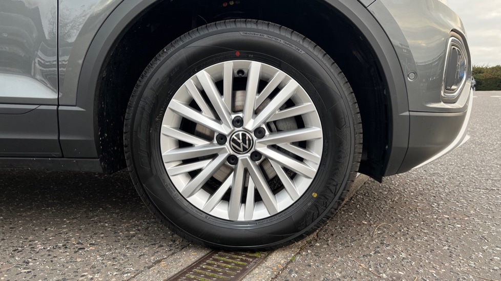 Used Volkswagen T-Roc 2023 for sale - 76623551: Photo 20