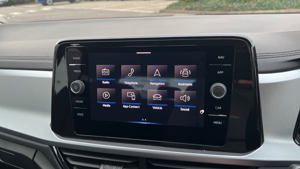 Used Volkswagen T-Roc 2023 for sale - 76623551: Photo 21