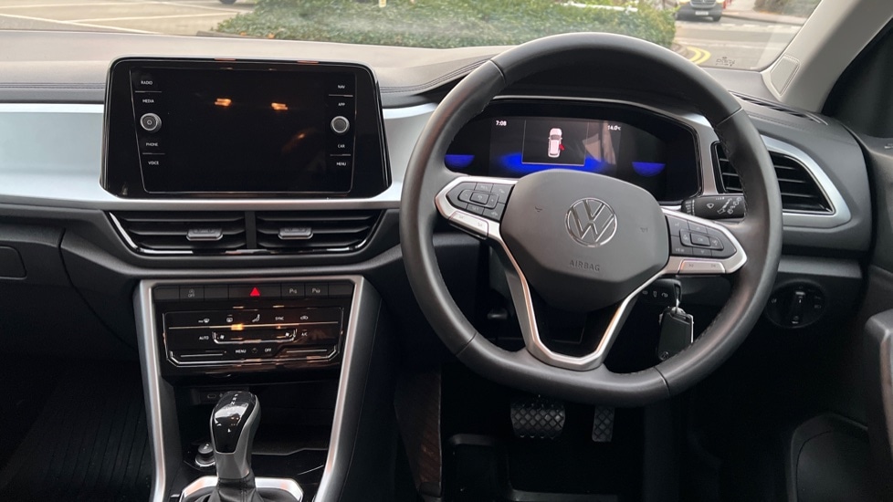 Used Volkswagen T-Roc 2023 for sale - 76623551: Photo 27