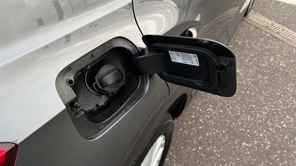 Used Volkswagen T-Roc 2023 for sale - 76623551: Photo 29