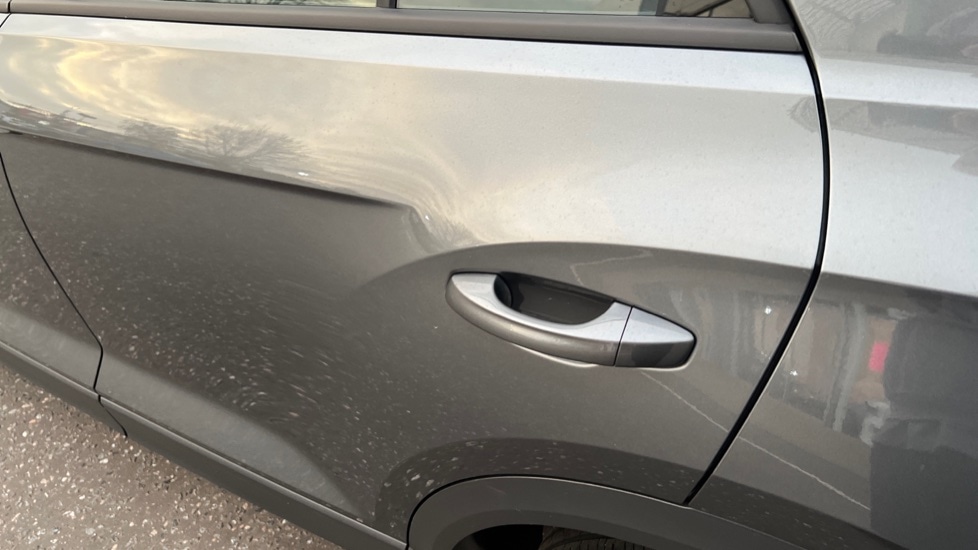 Used Volkswagen T-Roc 2023 for sale - 76623551: Photo 43