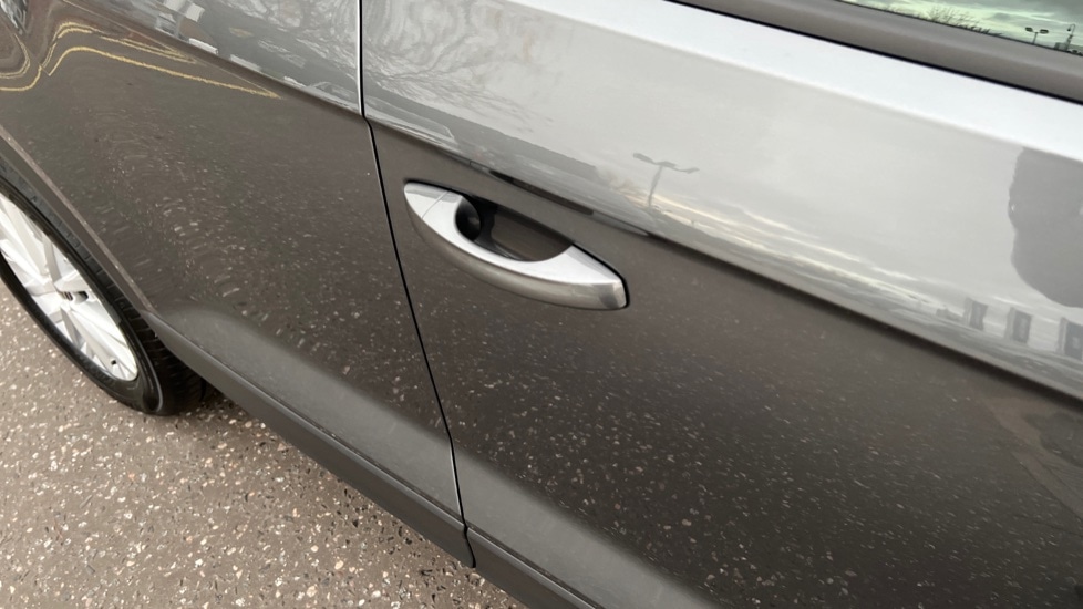 Used Volkswagen T-Roc 2023 for sale - 76623551: Photo 53