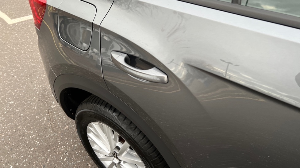 Used Volkswagen T-Roc 2023 for sale - 76623551: Photo 54