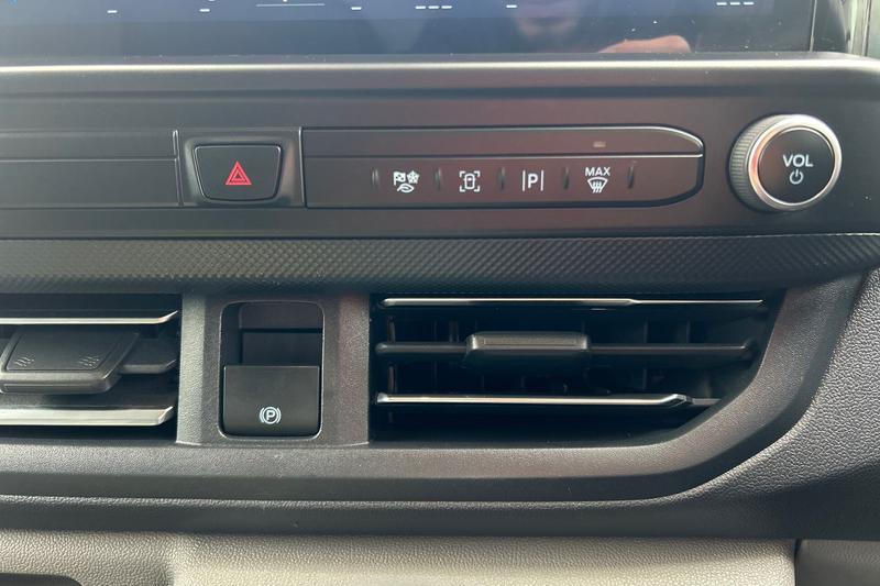 Used Ford Transit Custom 2024 for sale - 76545276: Photo 33