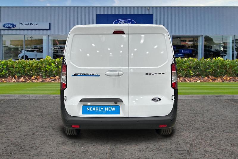 Used Ford Transit Courier 2025 for sale - 77545785: Photo 12