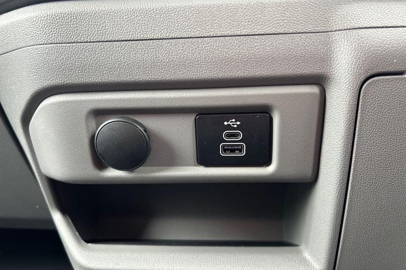 Used Ford Transit Custom 2025 for sale - 76290340: Photo 40