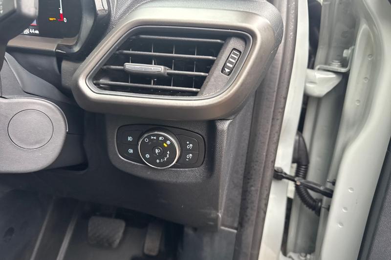 Used Ford Transit Courier 2024 for sale - 77746753: Photo 21