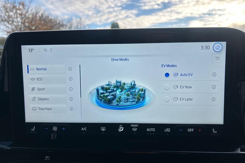 Used Ford Tourneo Custom 2024 for sale - 76391389: Photo 31