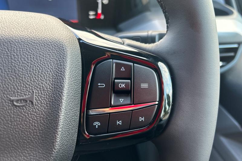 Used Ford Tourneo Custom 2024 for sale - 76391389: Photo 33