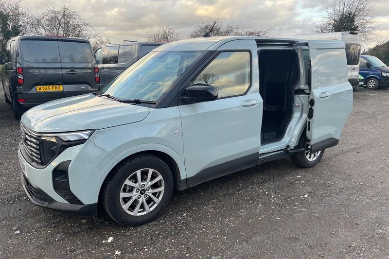 Used Ford Transit Courier 2024 for sale - 77326894: Photo 22