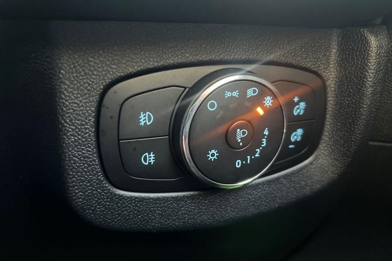 Used Ford Transit Courier 2024 for sale - 77326894: Photo 33