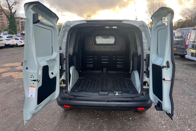 Used Ford Transit Courier 2024 for sale - 77326894: Photo 6