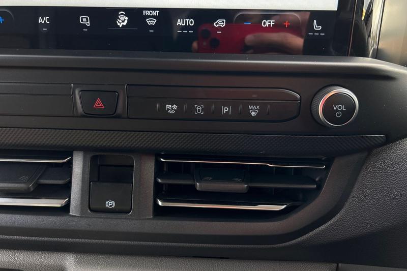 Used Ford Transit Custom 2024 for sale - 76568491: Photo 29