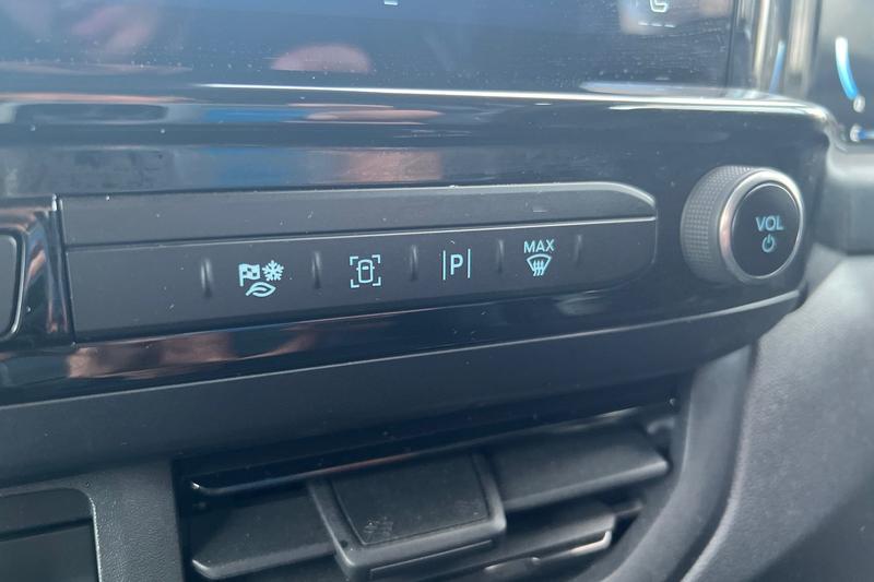 Used Ford Transit Custom 2025 for sale - 77462550: Photo 18