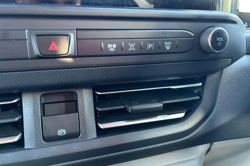 Used Ford Transit Custom 2025 for sale - 77539250: Photo 38