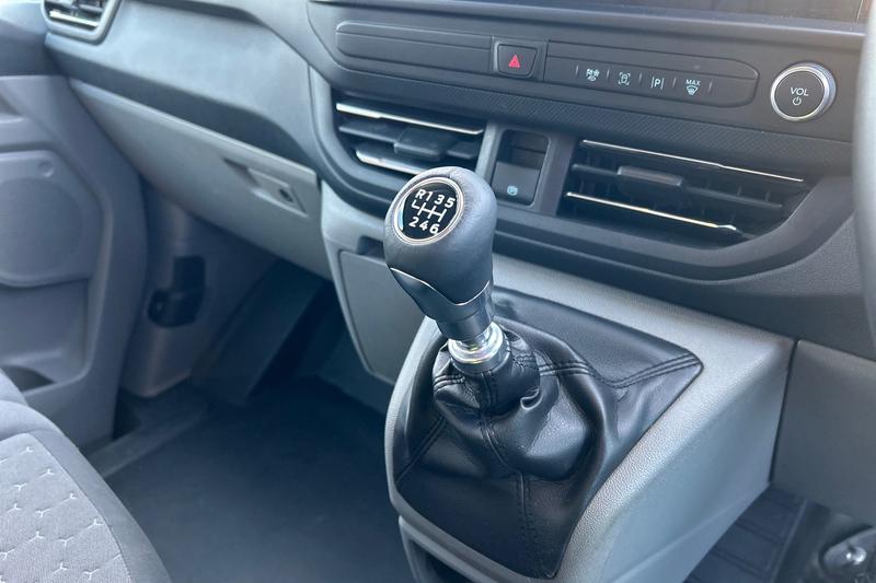 Used Ford Transit Custom 2024 for sale - 76710168: Photo 38