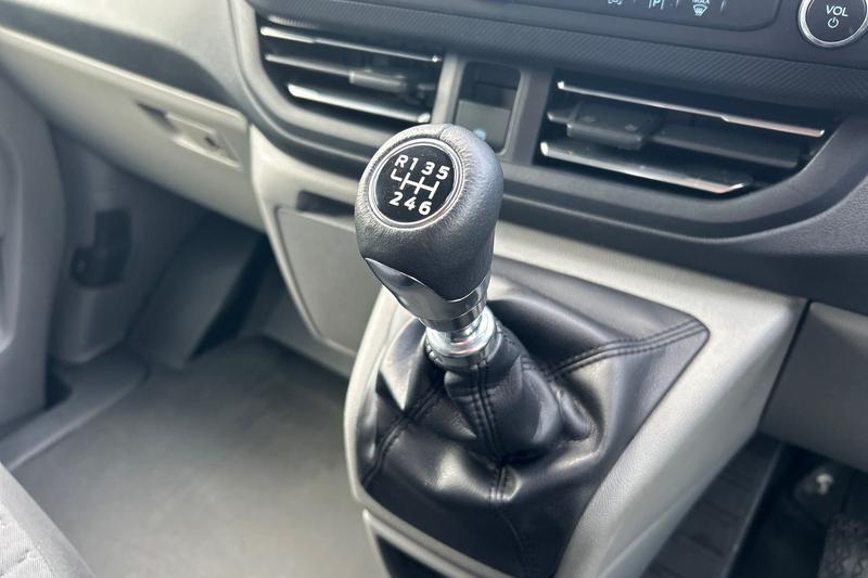 Used Ford Transit Custom 2025 for sale - 76776749: Photo 36