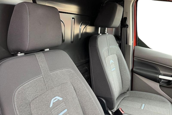 Used Ford Transit Connect 2023 for sale - 75361465: Photo 11