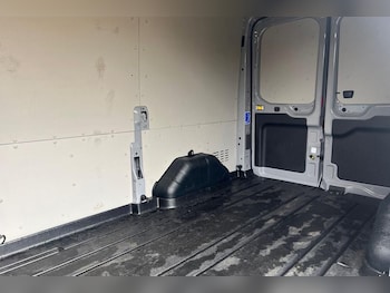 Used Ford Transit undefined for sale - 78400127: Photo