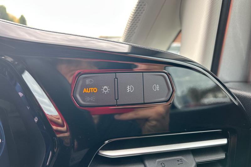 Used Ford Transit Connect 2025 for sale - 76494594: Photo 30