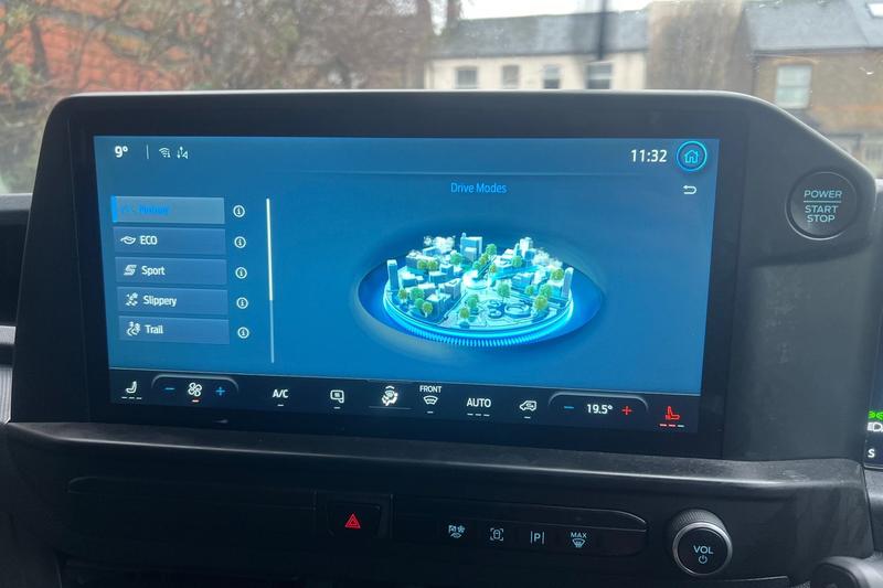 Used Ford Transit Custom 2025 for sale - 77274933: Photo 16