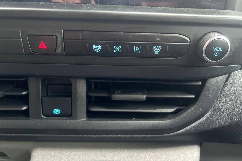 Used Ford Transit Custom 2025 for sale - 77274933: Photo 31