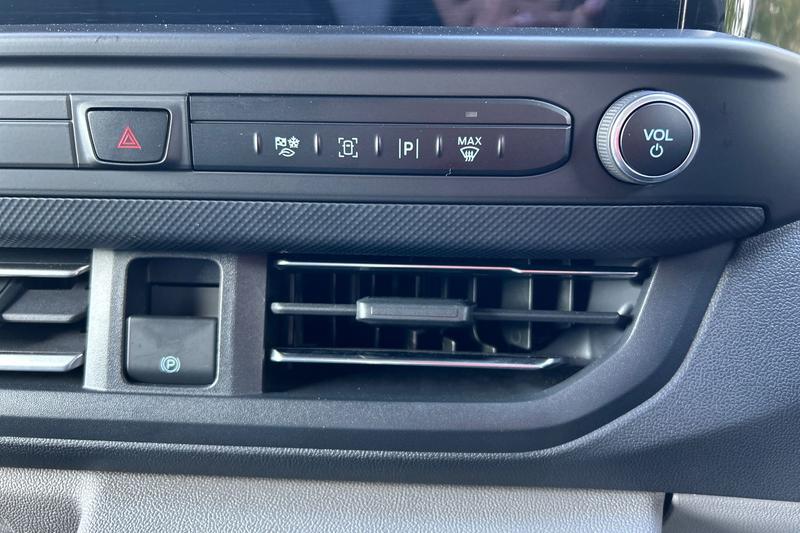 Used Ford Transit Custom 2025 for sale - 76076740: Photo 34