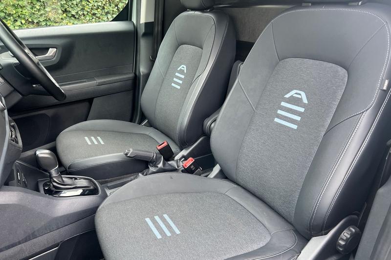 Used Ford Transit Courier 2024 for sale - 77326888: Photo 17