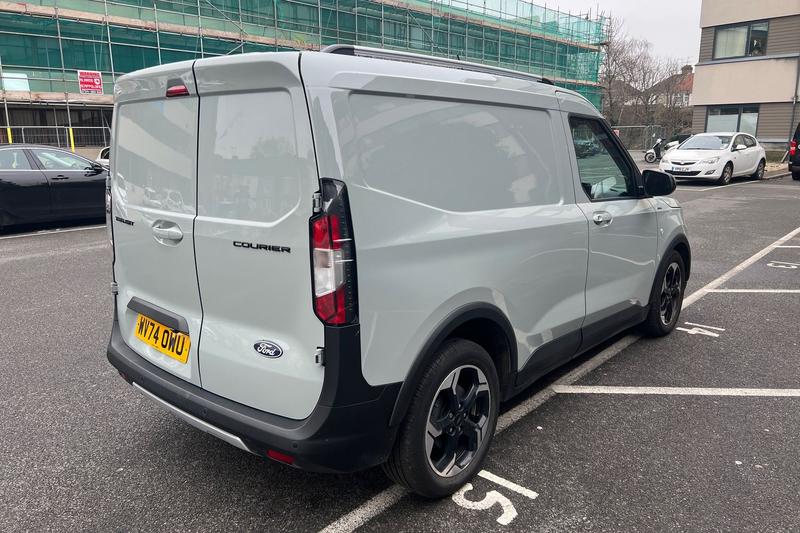 Used Ford Transit Courier 2024 for sale - 77326888: Photo 23