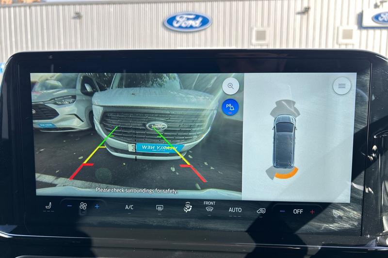 Used Ford Tourneo Custom 2024 for sale - 76391394: Photo 8