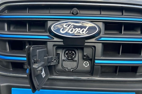 Used Ford E-Transit 2025 for sale - 76038072: Photo 26