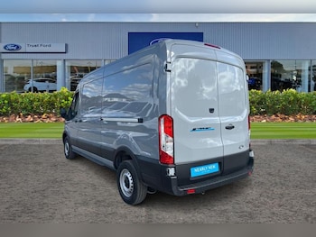 Used Ford E-Transit 2025 for sale - 76038072: Photo 2