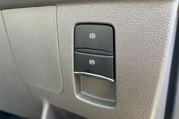 Used Ford E-Transit 2025 for sale - 76038072: Photo 30