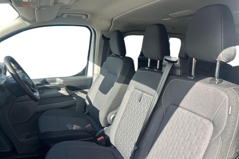 Used Ford Tourneo Custom 2024 for sale - 76391388: Photo 10