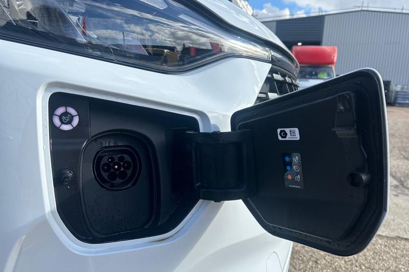 Used Ford Tourneo Custom 2024 for sale - 76391388: Photo 23