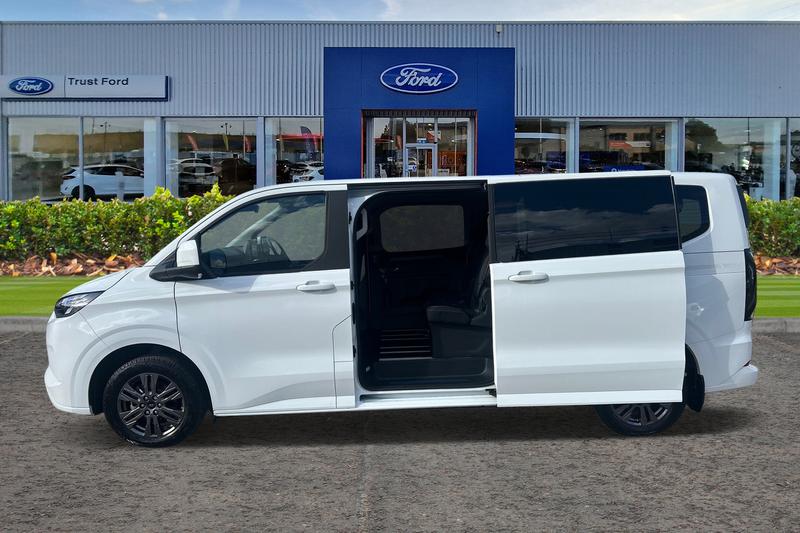 Used Ford Tourneo Custom 2024 for sale - 76391388: Photo 6