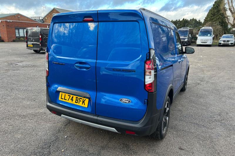 Used Ford Transit Courier 2024 for sale - 78077716: Photo 23