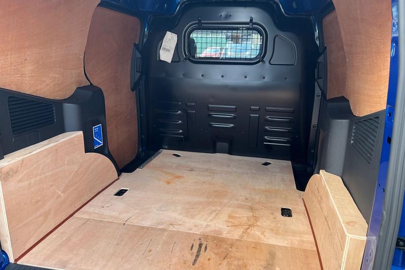 Used Ford Transit Courier 2024 for sale - 78077716: Photo 4