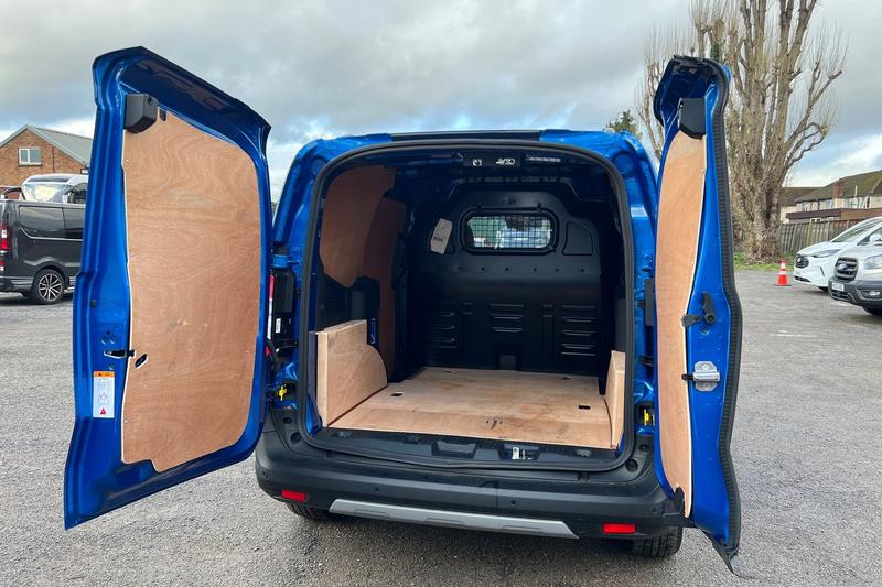 Used Ford Transit Courier 2024 for sale - 78077716: Photo 6