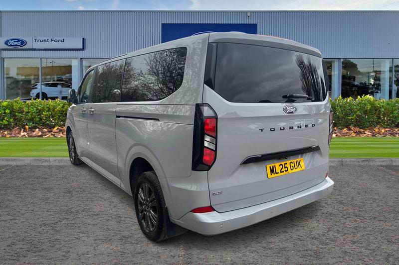 Used Ford Tourneo Custom for sale - 78109445: Photo 2