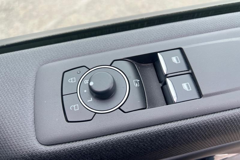 Used Ford Tourneo Custom for sale - 78109445: Photo 29