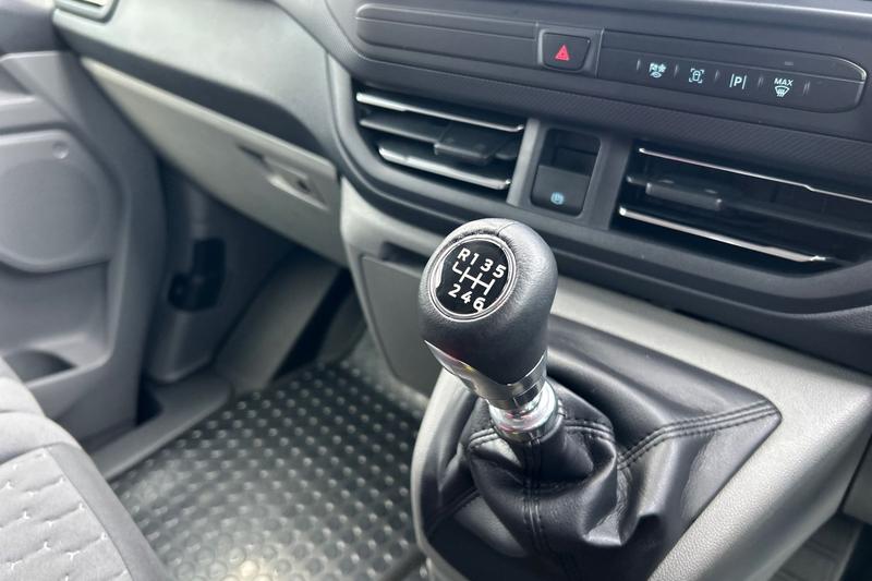 Used Ford Transit Custom 2025 for sale - 76394108: Photo 34